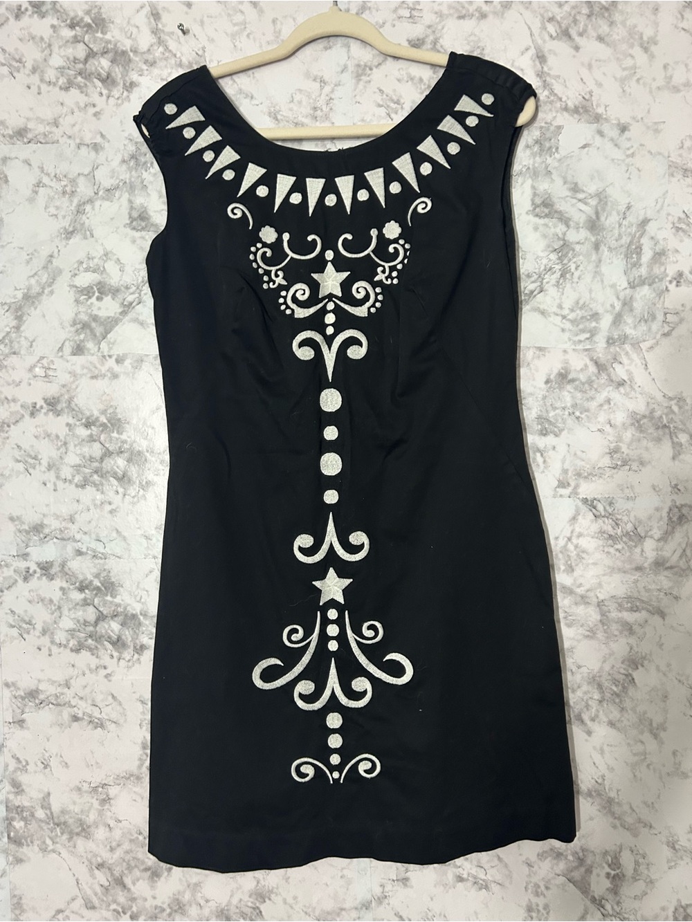 Cynthia Rowley Sleeveless Black Mini Dress with white  Motif Sz 6 EUC